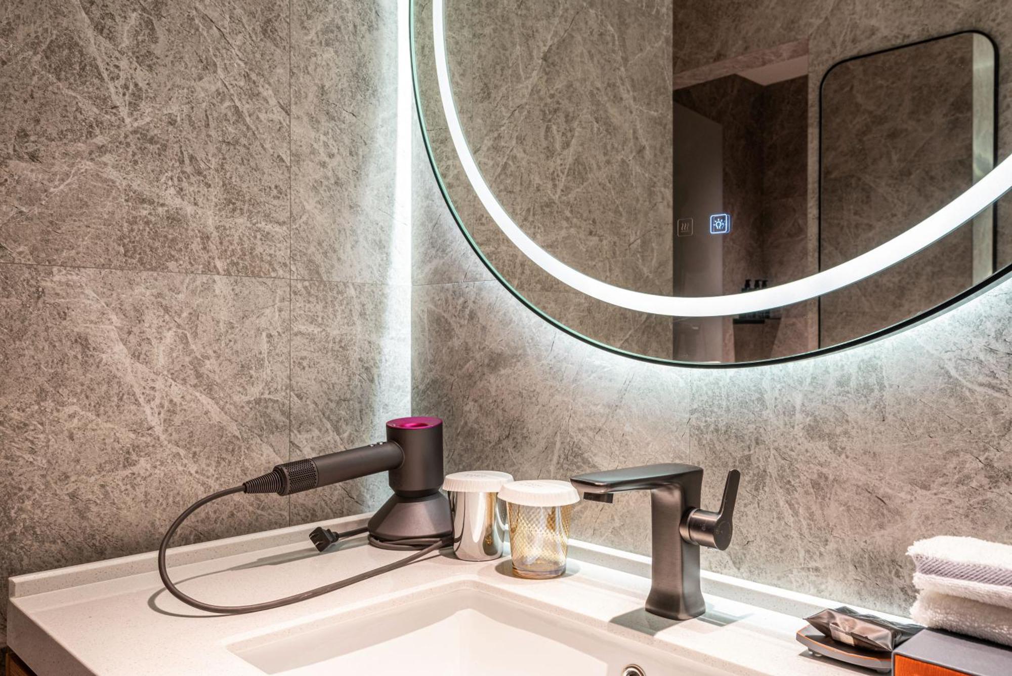 Urcove By Hyatt Shanghai Jing'An Exterior photo